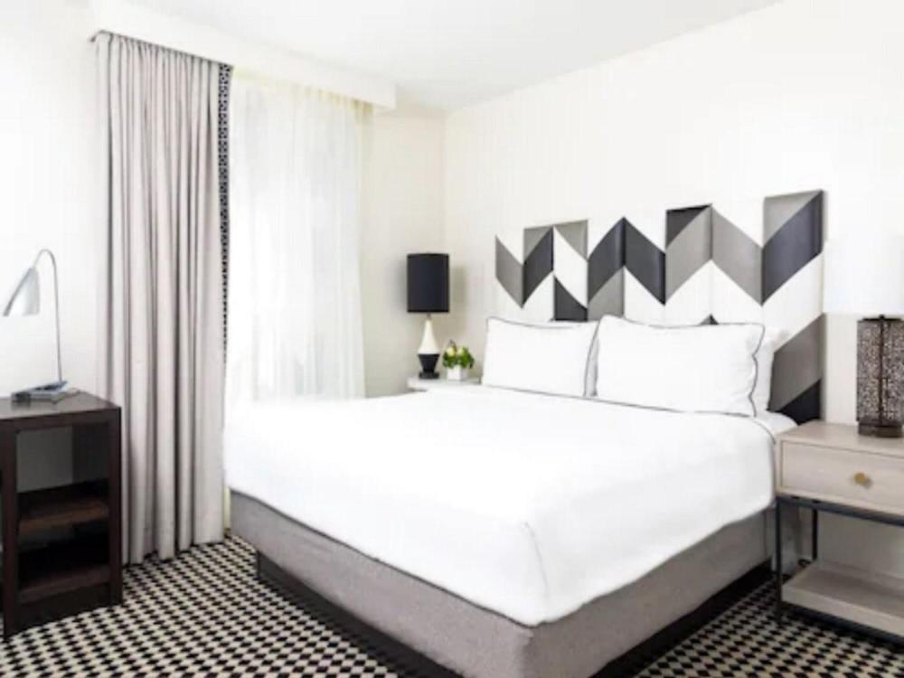 One Bedroom Signature Residence interior